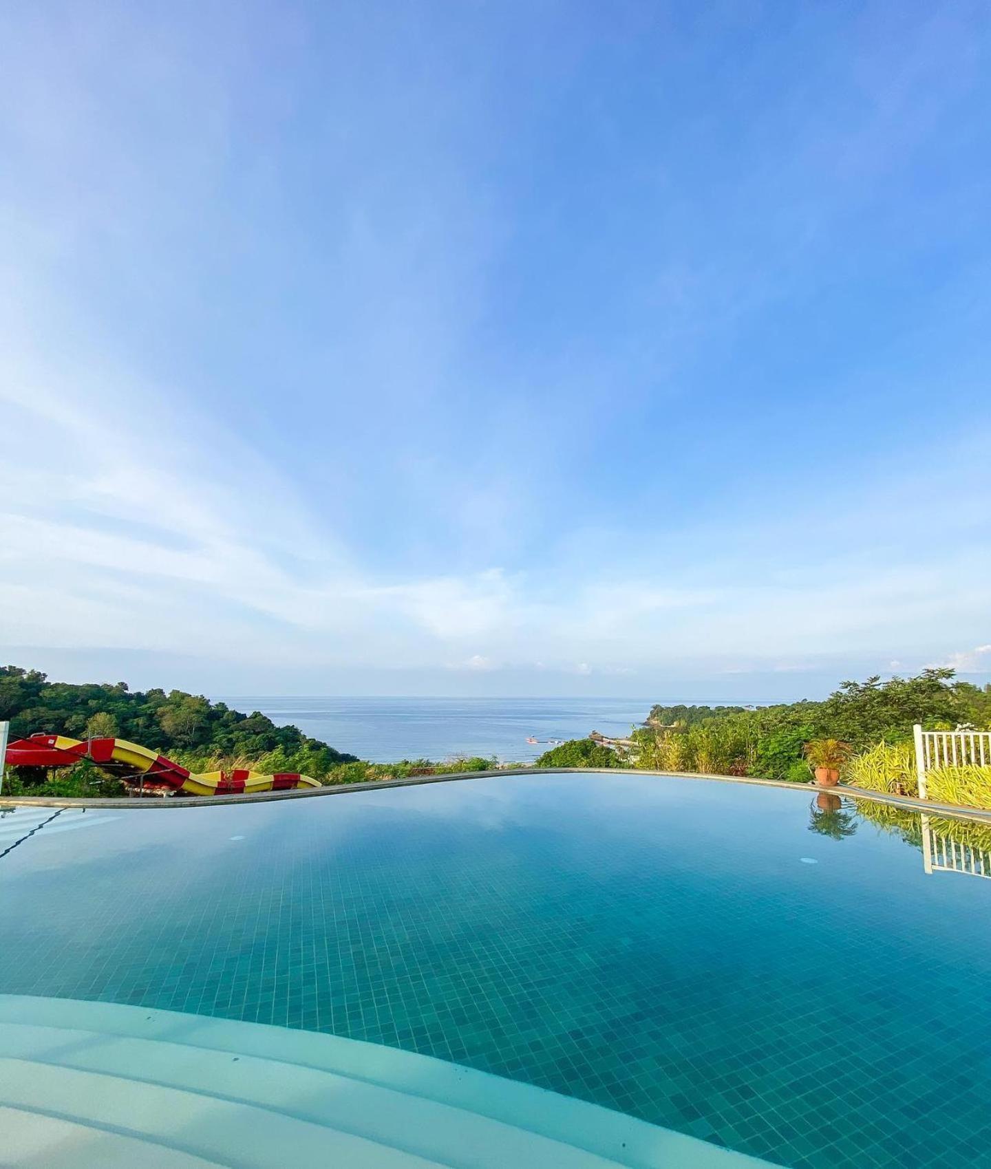 Casa Amores: Camaya Coast Mariveles Dış mekan fotoğraf
